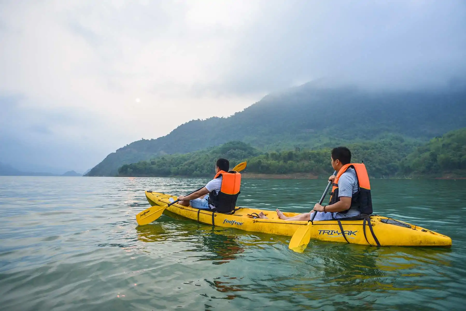 Mai Chau Lodge Sailing 1 1