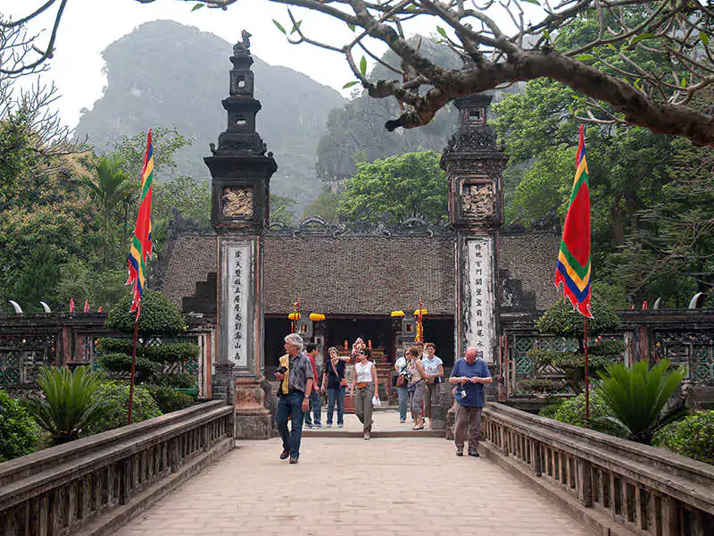 NINH BINH DINH TEMPLE