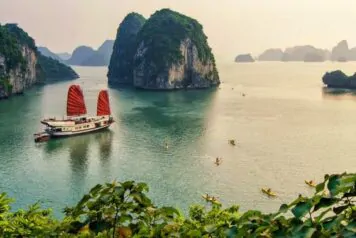 Spa, Cocktail Experience & A Private Boat of Your Own