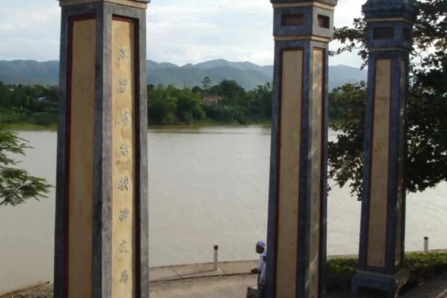 hue vietnam 5