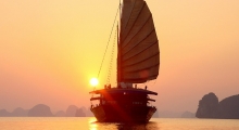 halong bay cruise sunset