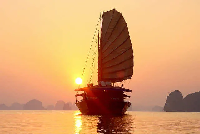 tour 1 day 3 halong bay cruise