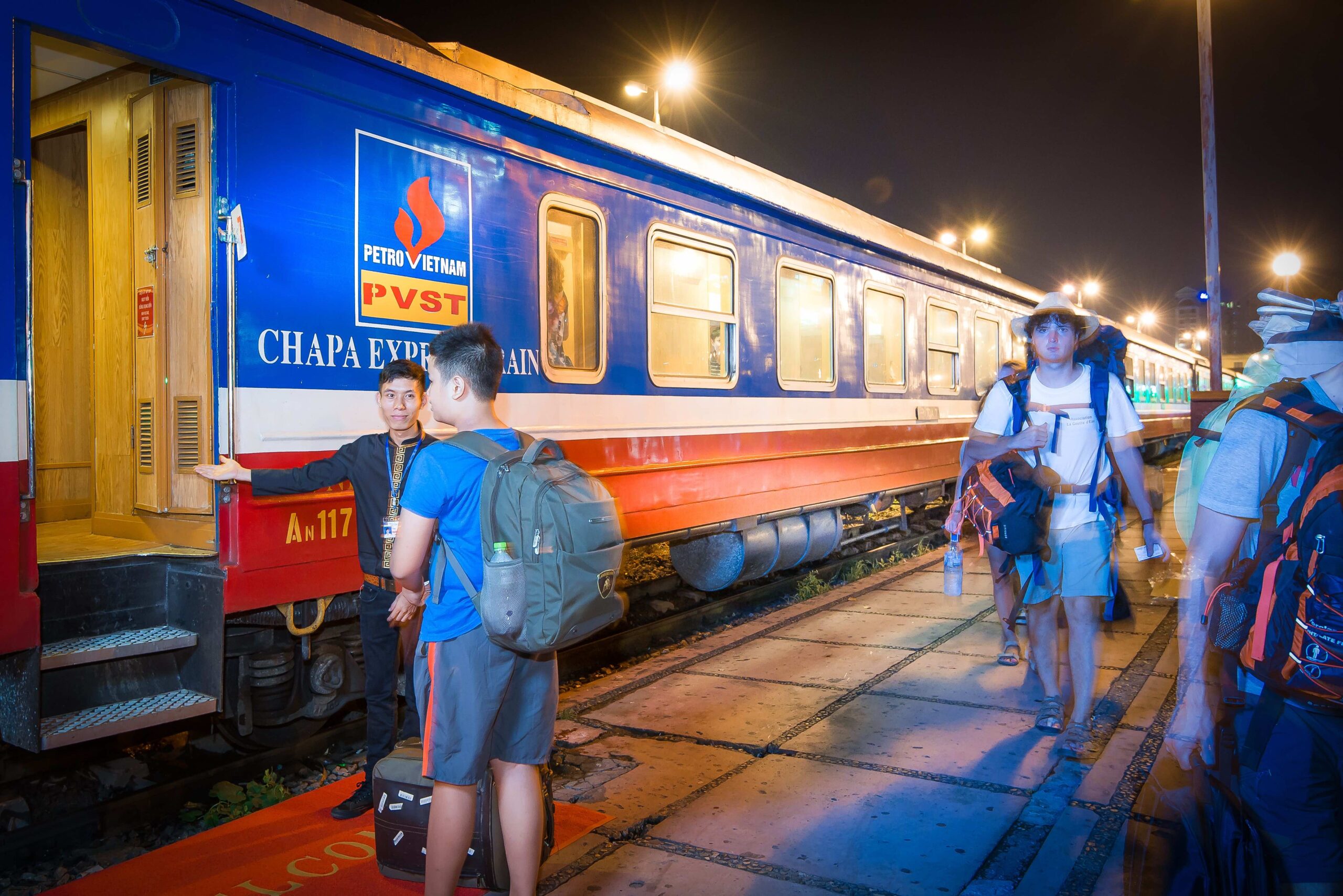 tour 10 day 1 train to sapa 1