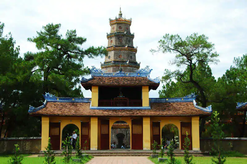tour 6 day 8 hue vietnam 3 2