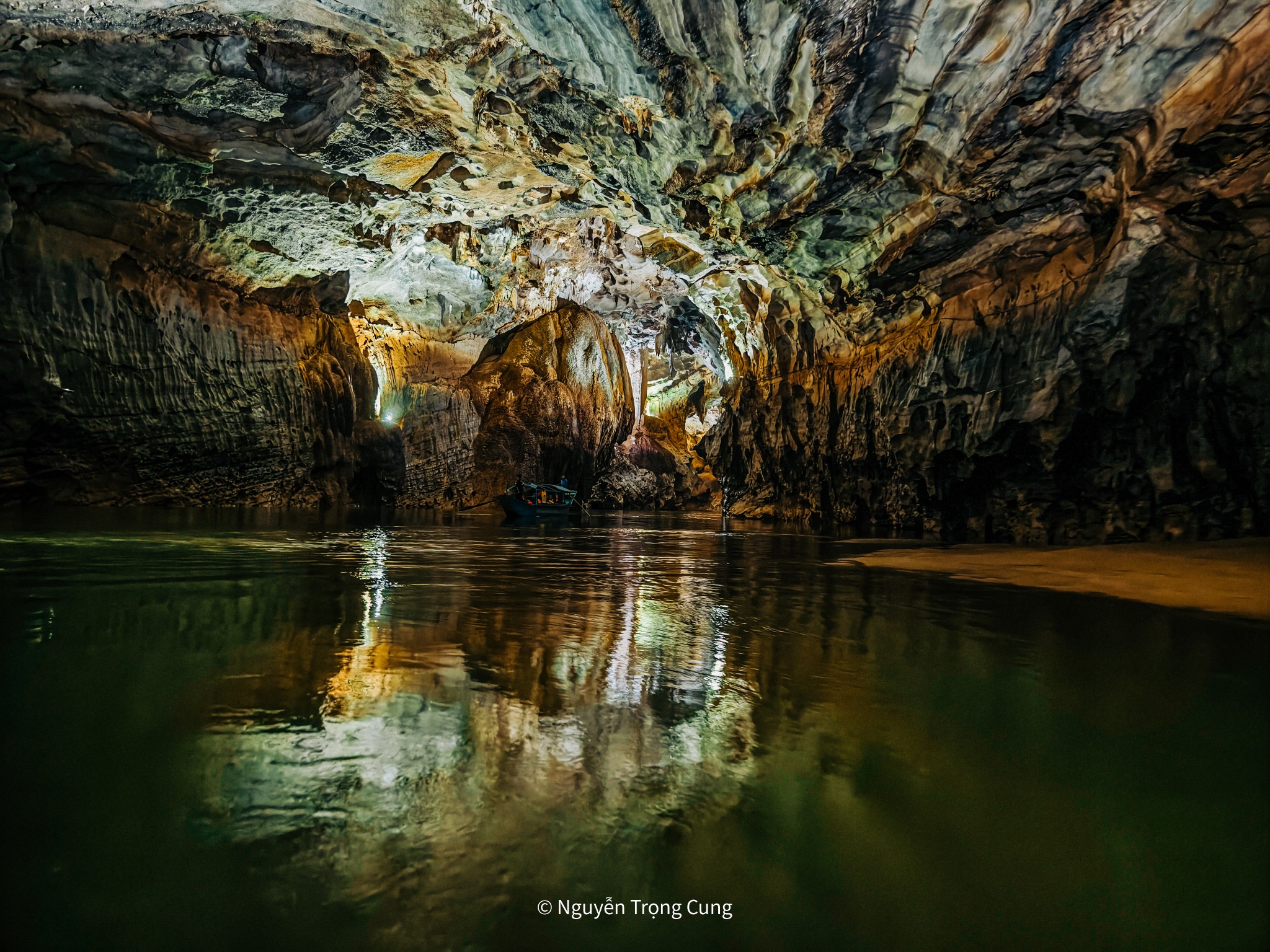 523777103 1282898849866208 2559876783272342400 n