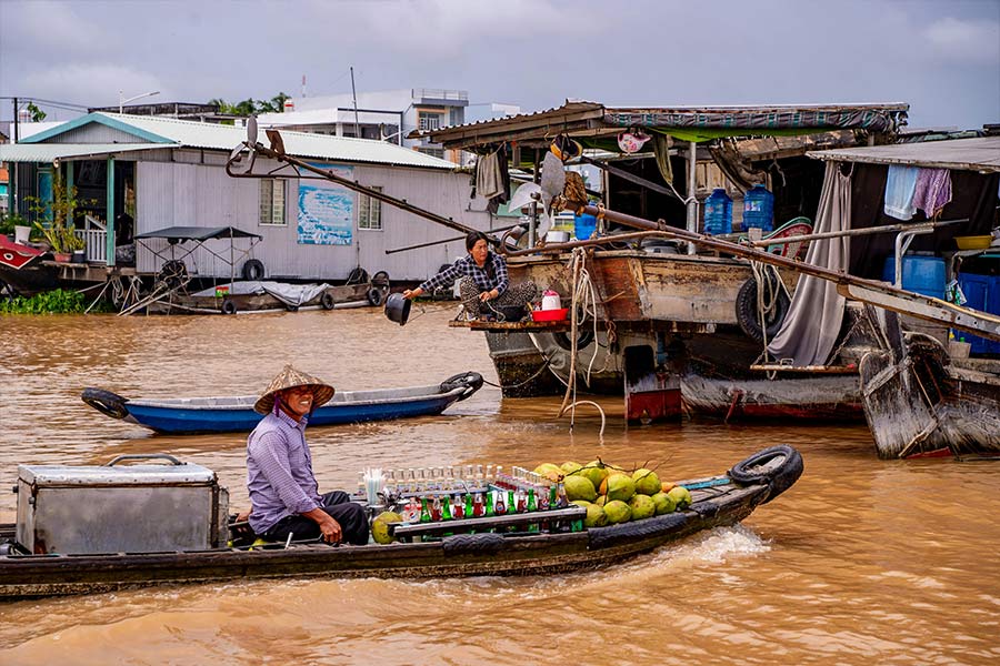cai rang floating market