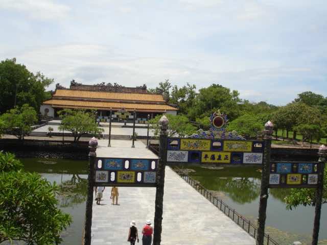 hue imperial citadel 33