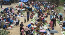 lao cai, muong khuong market (20)
