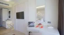 123874946