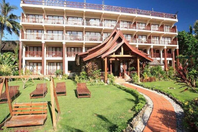 The Elephant Crossing Hotel Vangvieng Laos