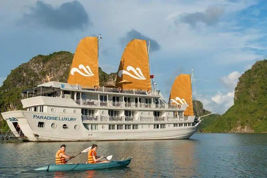 Paradise Luxury Cruise Halong Bay Vietnam