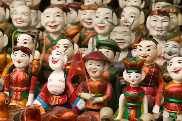 Water puppetry characters
