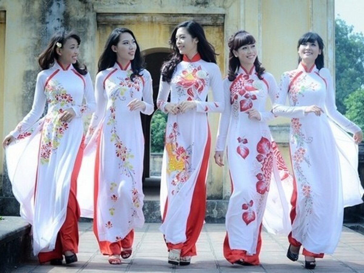 Vietnamese Ao Dai For Women, Vietnamese ao dai, Ao Dai Viet Nam, Ao Dai Tet