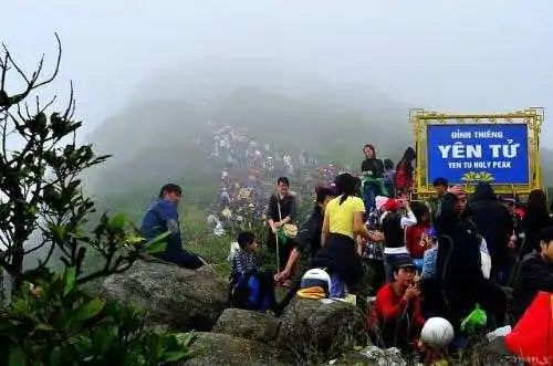 yen tu festival