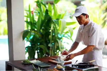 Attending a Cooking Class in Hoi An