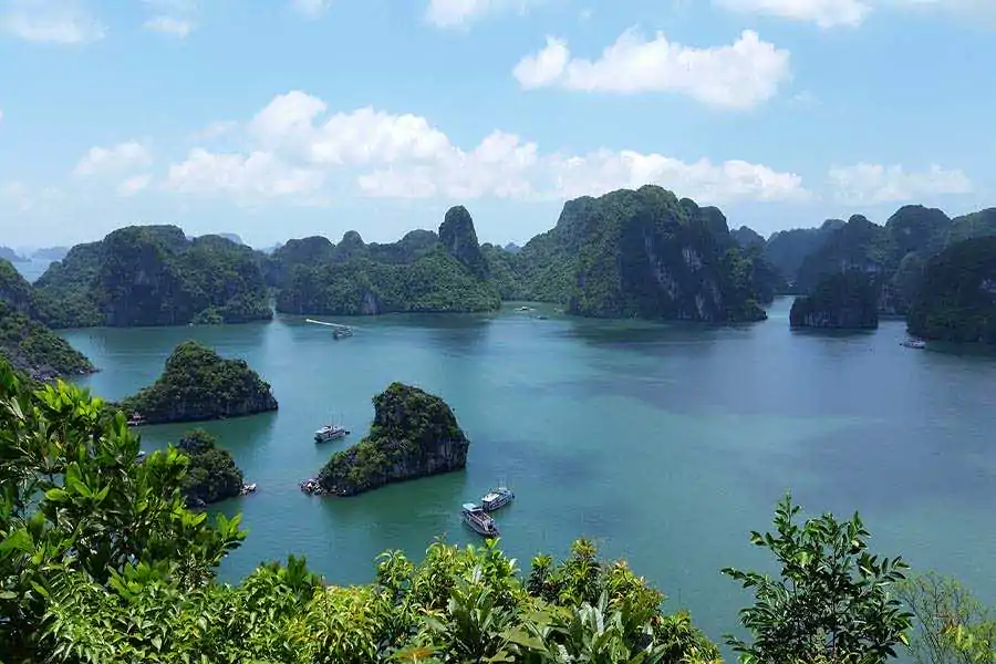 Halong Bay Vietnam 3 1