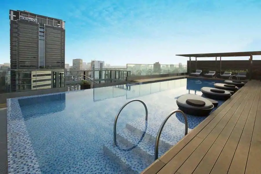 luxury hotel in saigon with swimming pool