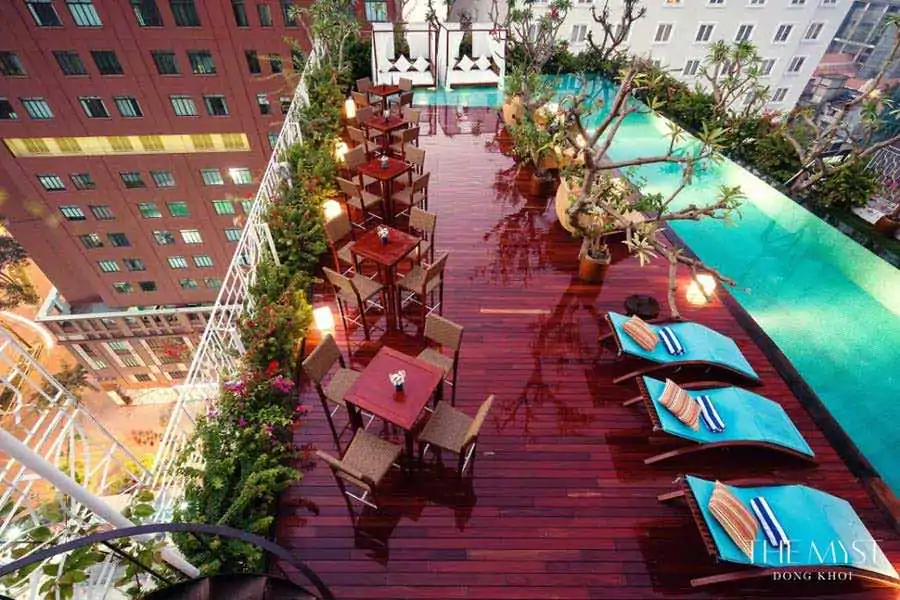 luxury hotel in saigon with swimming pool