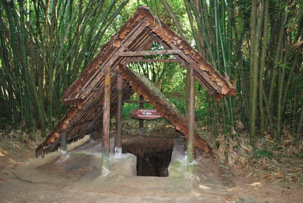 cu chi tunnel 1