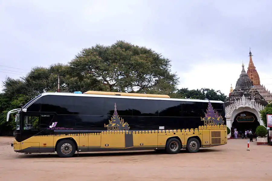 VéVIPXeBuýt1ChiềuGiữaYangonVàBagan