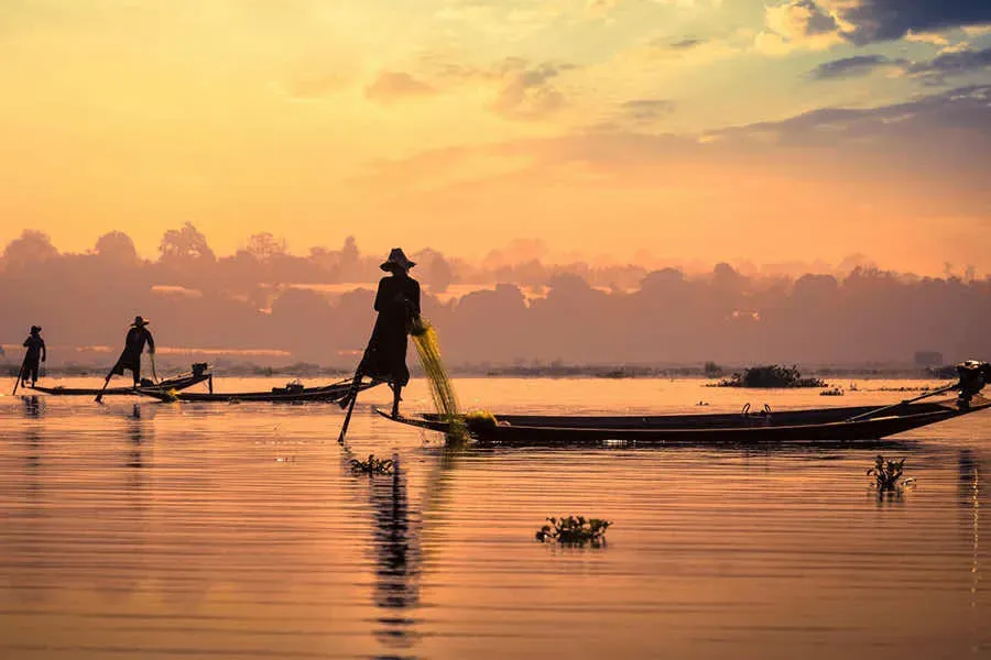 Boat Tour in Inle Lake
