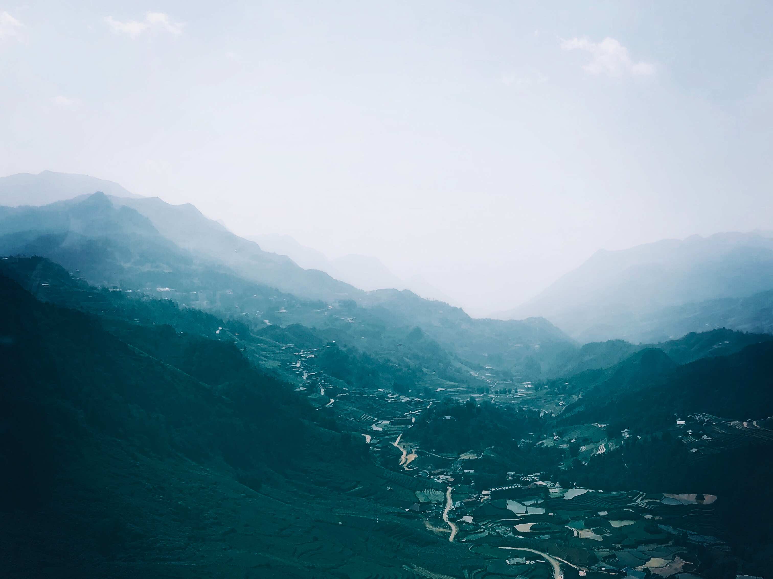 Photo by Louis Hoang on Unsplash