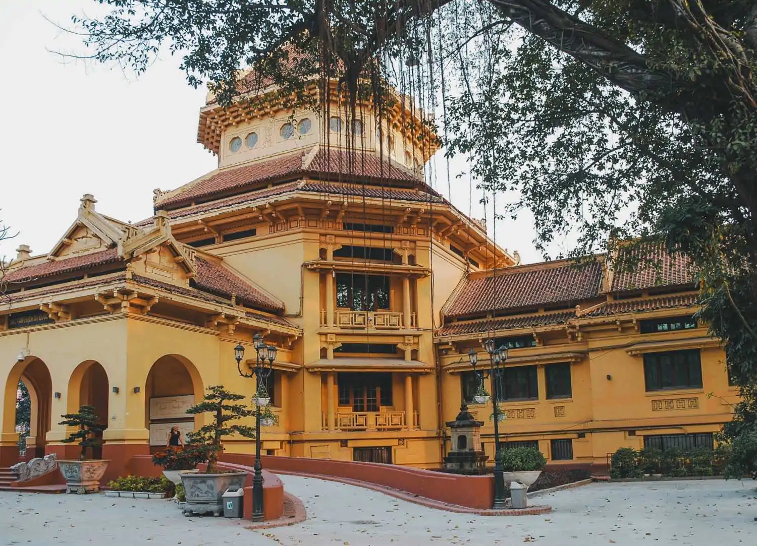 national museum of vietnamese history