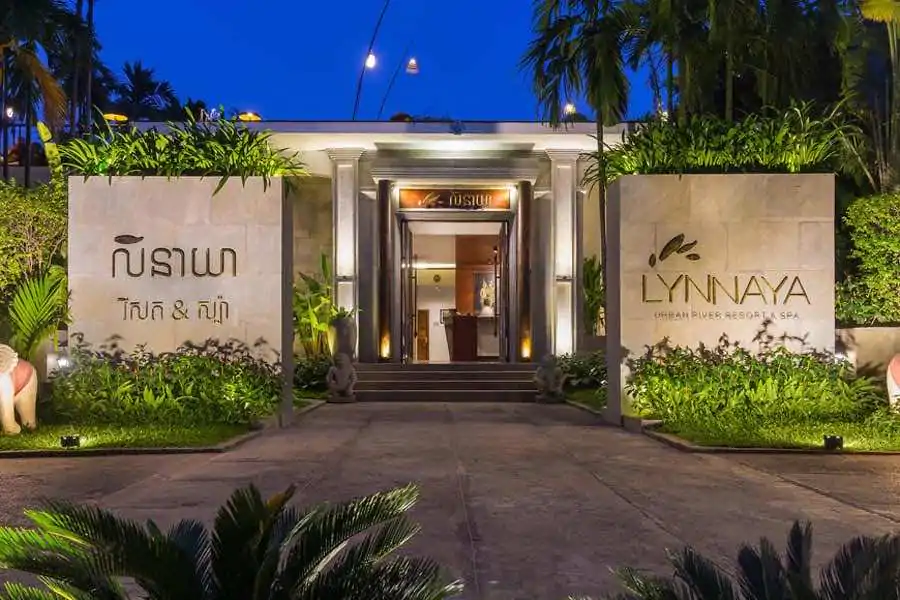 Lynnaya Urban River Resort