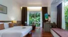 Lynnaya Urban River Resort (9)