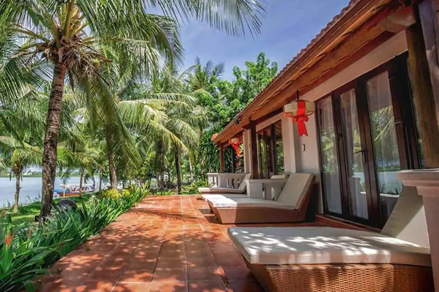 Vinh Hung Riverside Resort