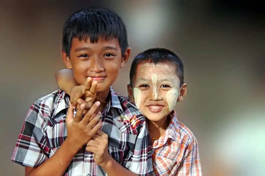 myanmar boy 598000