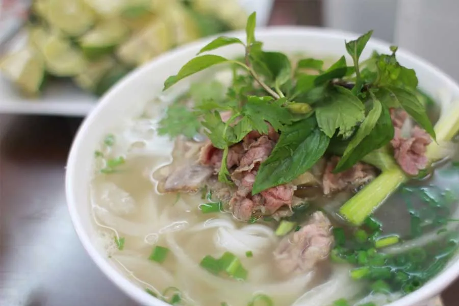 10 reasons to visit vietnam