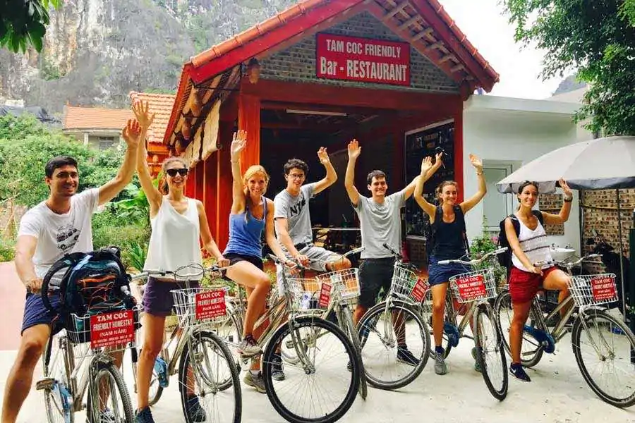10 reasons to visit vietnam
