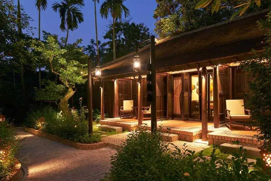 10 reasons to visit vietnam