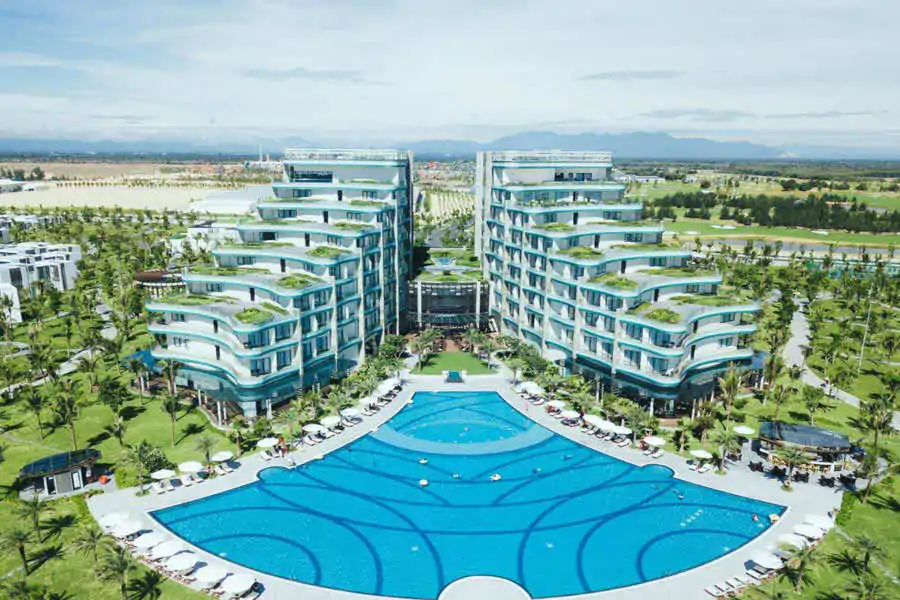 Vietnam Resorts with water slides 