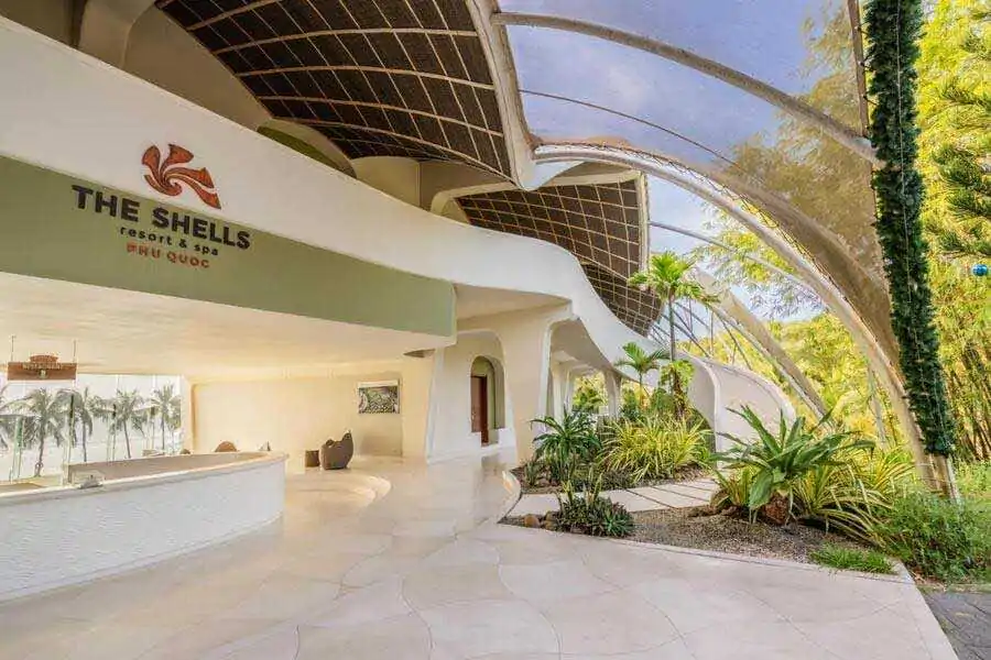 the shells resort spa phu quoc 10