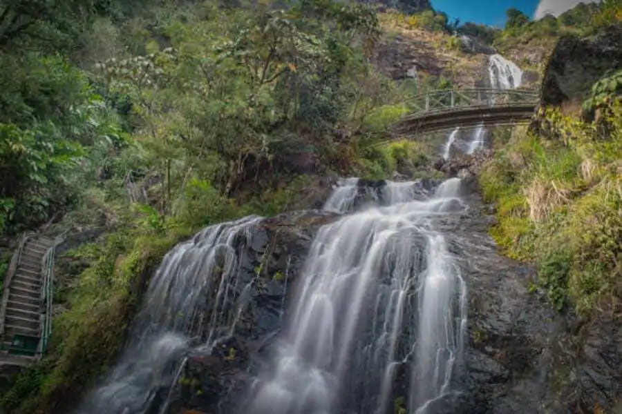 Love Waterfall and Silver Waterfall offer stunning views with minimal walking.