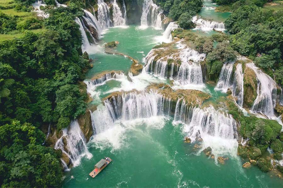 Cao bang ban gioc waterfall